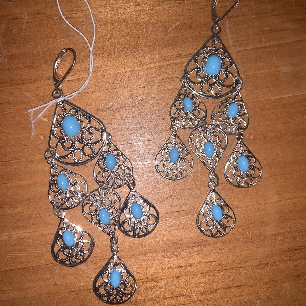 Dangle earrings